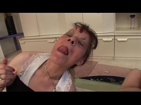 ❤️ Dalawang lola at isang lolo ang may threesome ️ Porn video sa porn tl.aircoolershop.top ❤